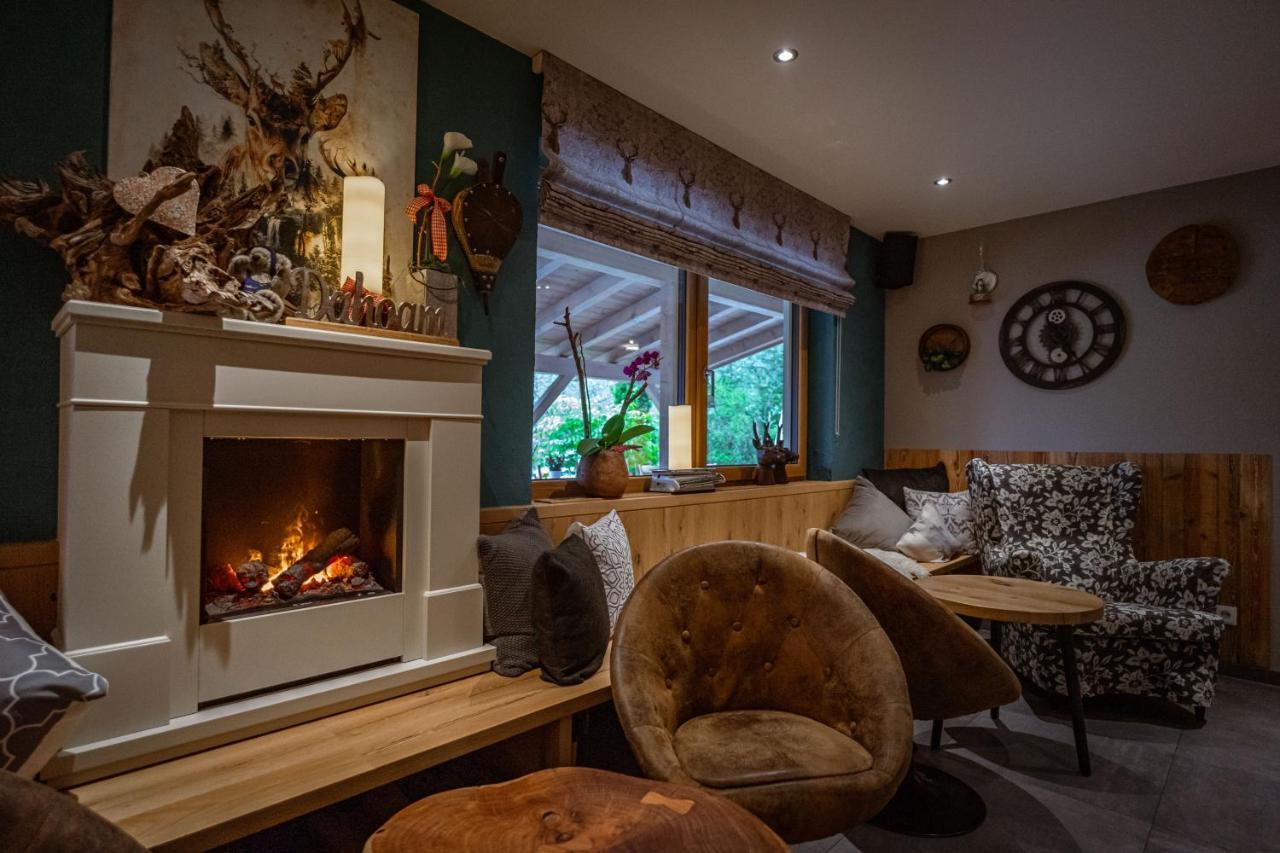Hotel Landhaus Tirolerherz Sankt Ulrich am Pillersee ภายนอก รูปภาพ