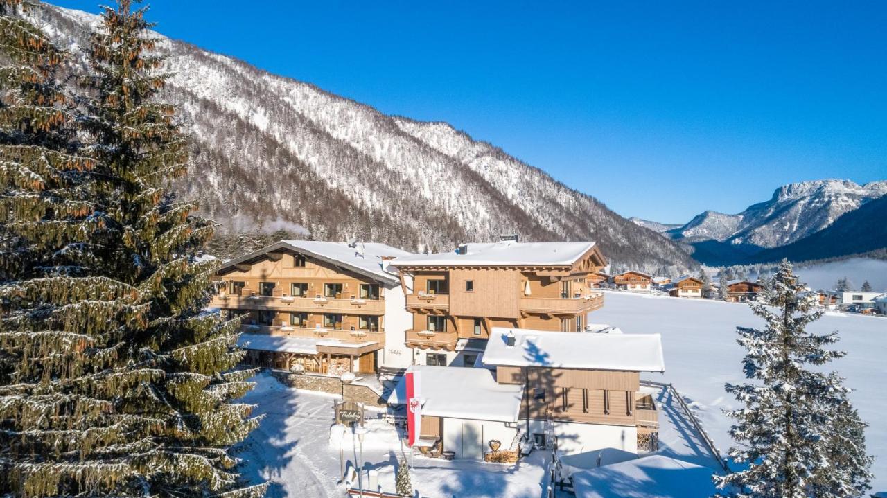 Hotel Landhaus Tirolerherz Sankt Ulrich am Pillersee ภายนอก รูปภาพ