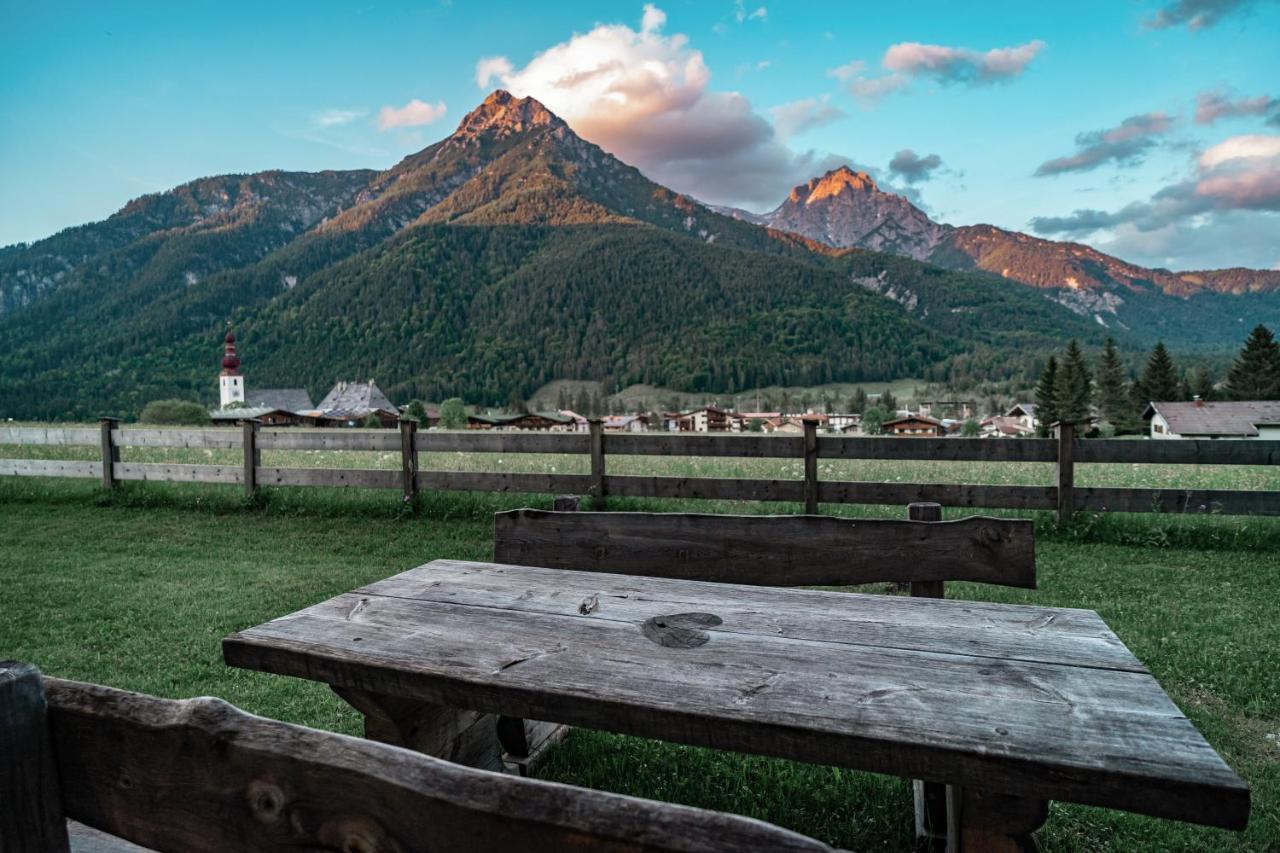 Hotel Landhaus Tirolerherz Sankt Ulrich am Pillersee ภายนอก รูปภาพ
