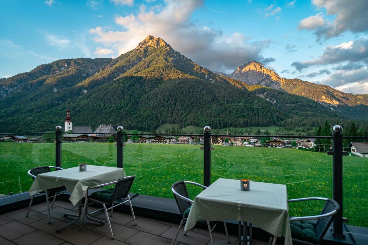 Hotel Landhaus Tirolerherz Sankt Ulrich am Pillersee ภายนอก รูปภาพ