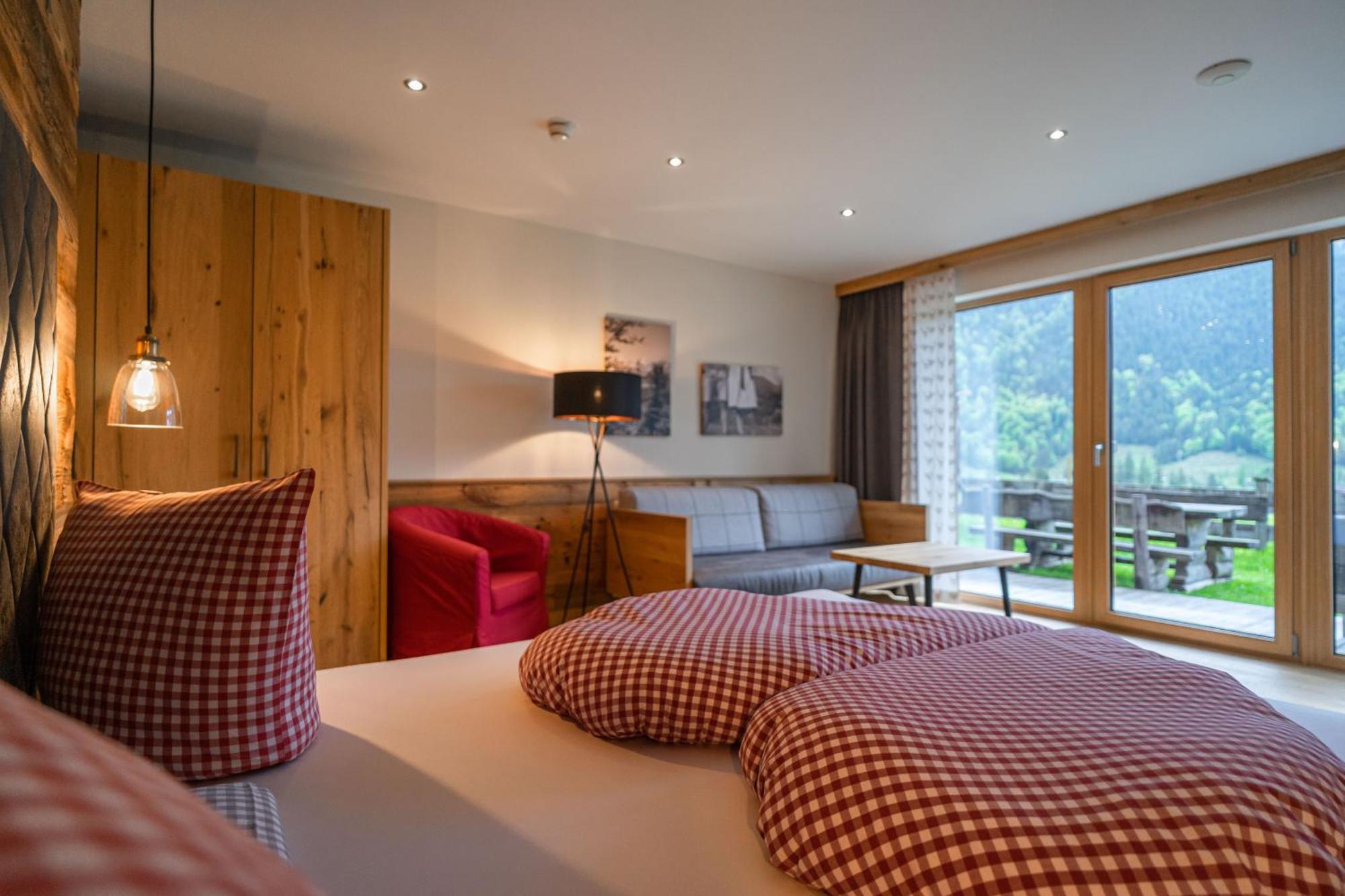 Hotel Landhaus Tirolerherz Sankt Ulrich am Pillersee ห้อง รูปภาพ